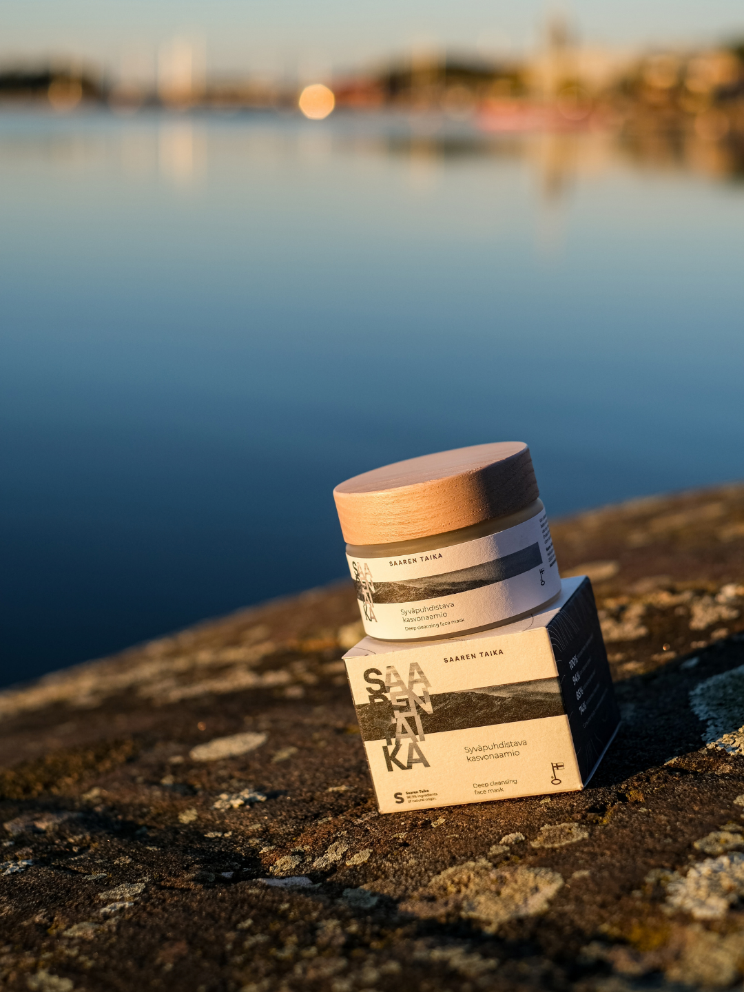 Saaren Taika Deep Cleansing Face Mask on a rocky shore of the Bothnian Sea archipelago in Finland